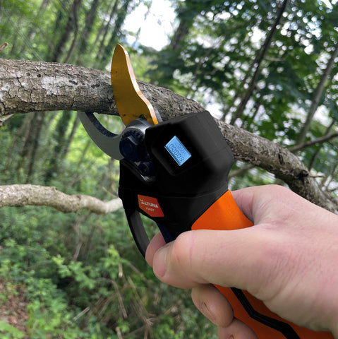 TIJERA A BATERÍA AF28 - La Cooperativa